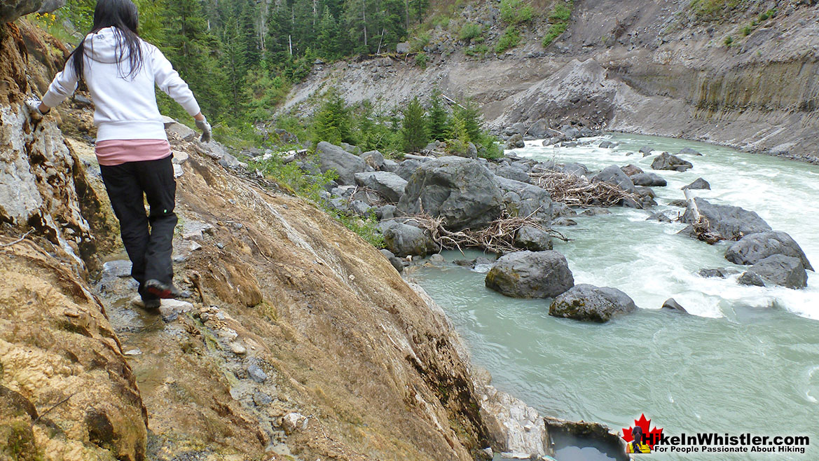 Lillooet River Trail to Keyhole Hot Springs